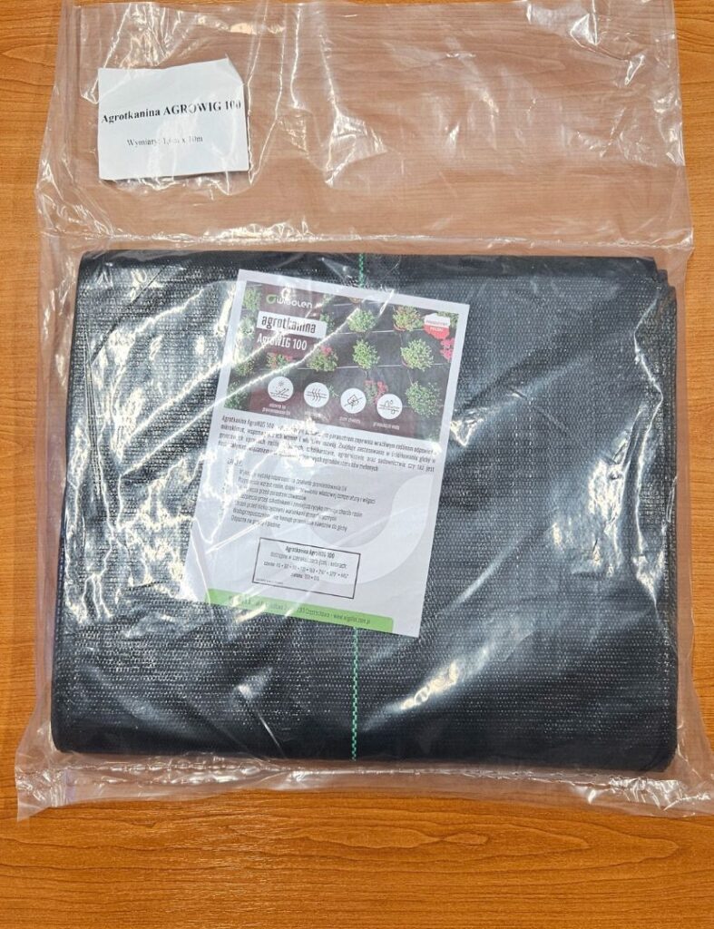 Agrotextília proti burine AGROWIG 100 – kompaktné balenie