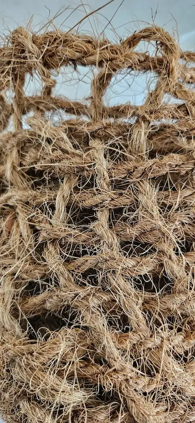 Oceľové U-skoby 30 cm pre kotvenie kokosovej siete JUTENON ECC 700
